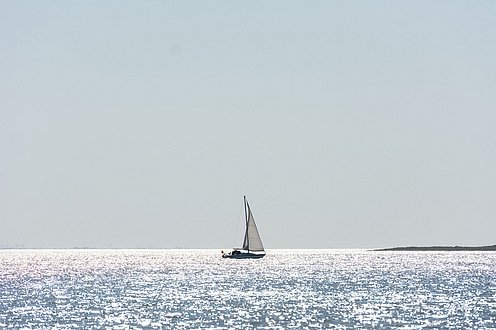 Segelboot vor Spiekeroog 