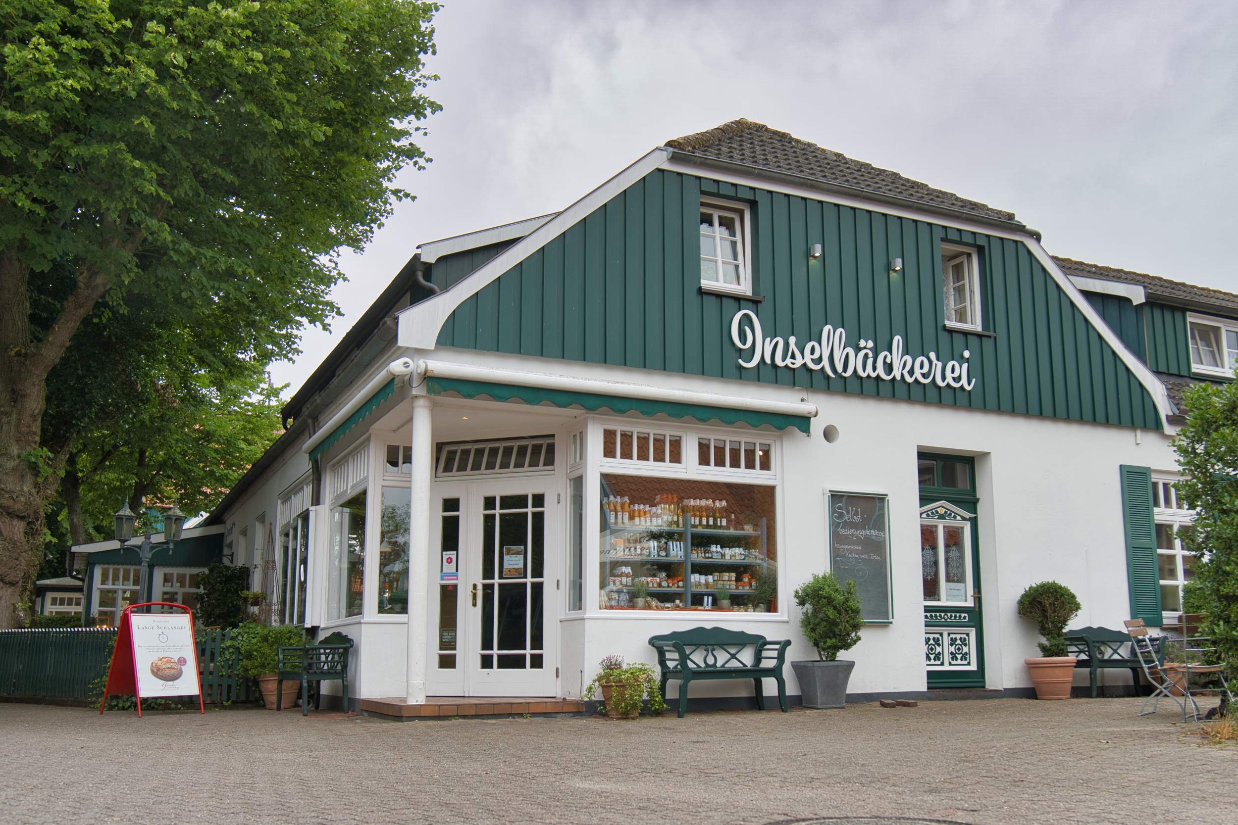 Die Inselbäckerei mit Café auf Spiekeroog.