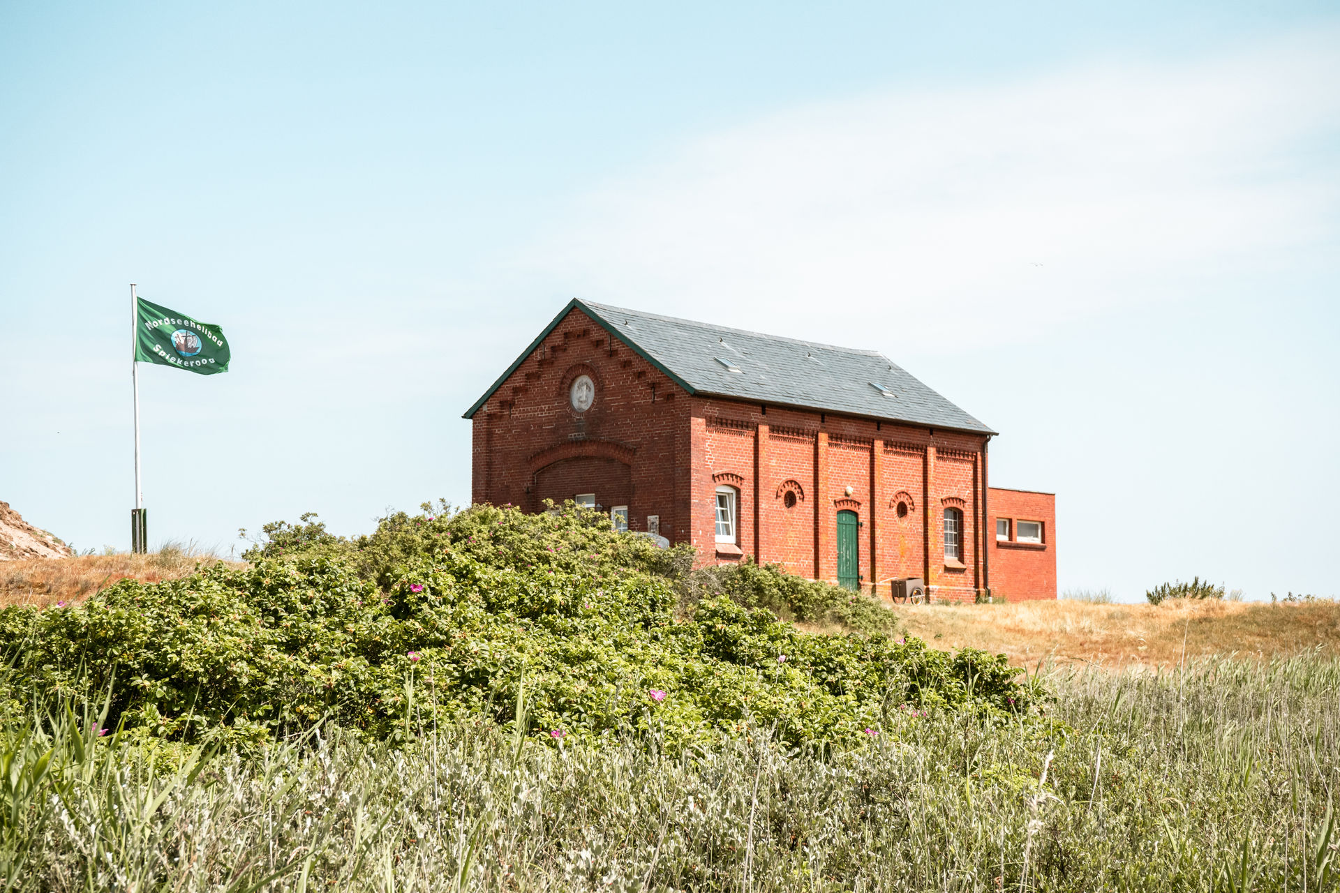 Der alte Rettungsschuppen am Zeltplatz auf Spiekeroog.