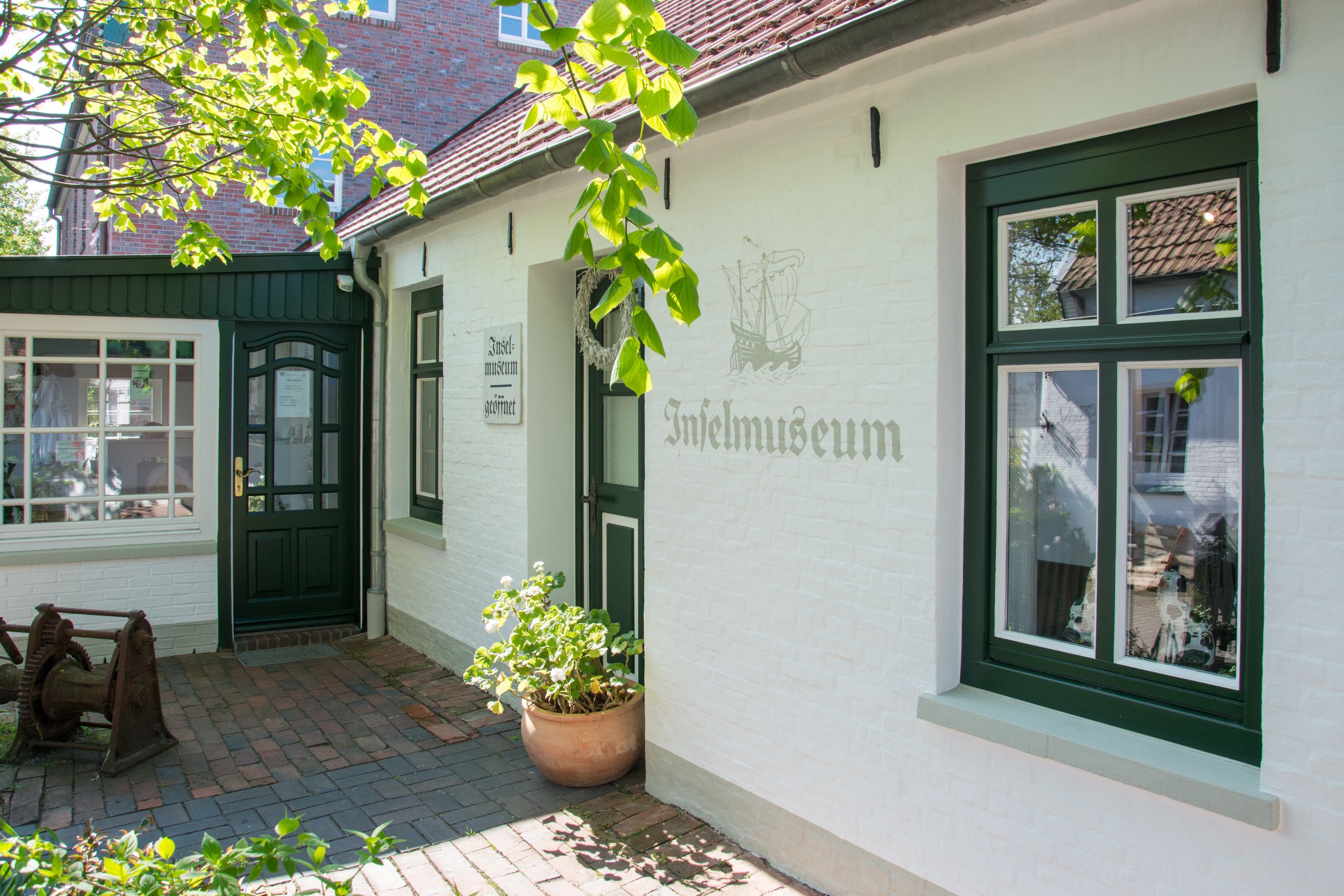 Außenansicht des Inselmuseums auf Spiekeroog